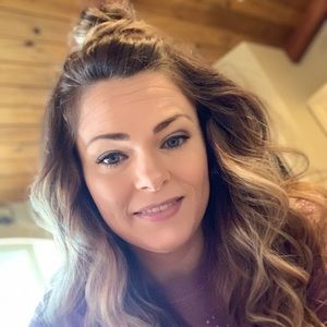 Meet your Posher, Stacy